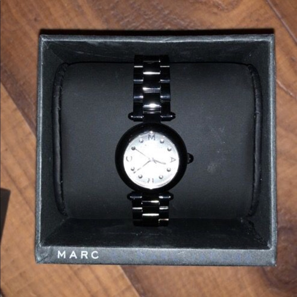 watch - Picture 2 of 2